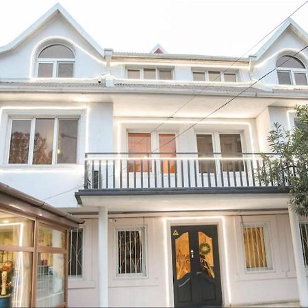7 Star Bed & Breakfast Tbilisi Eksteriør bilde