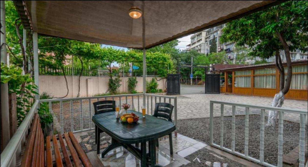 7 Star Bed & Breakfast Tbilisi Eksteriør bilde