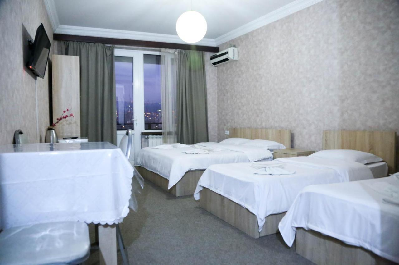 7 Star Bed & Breakfast Tbilisi Eksteriør bilde
