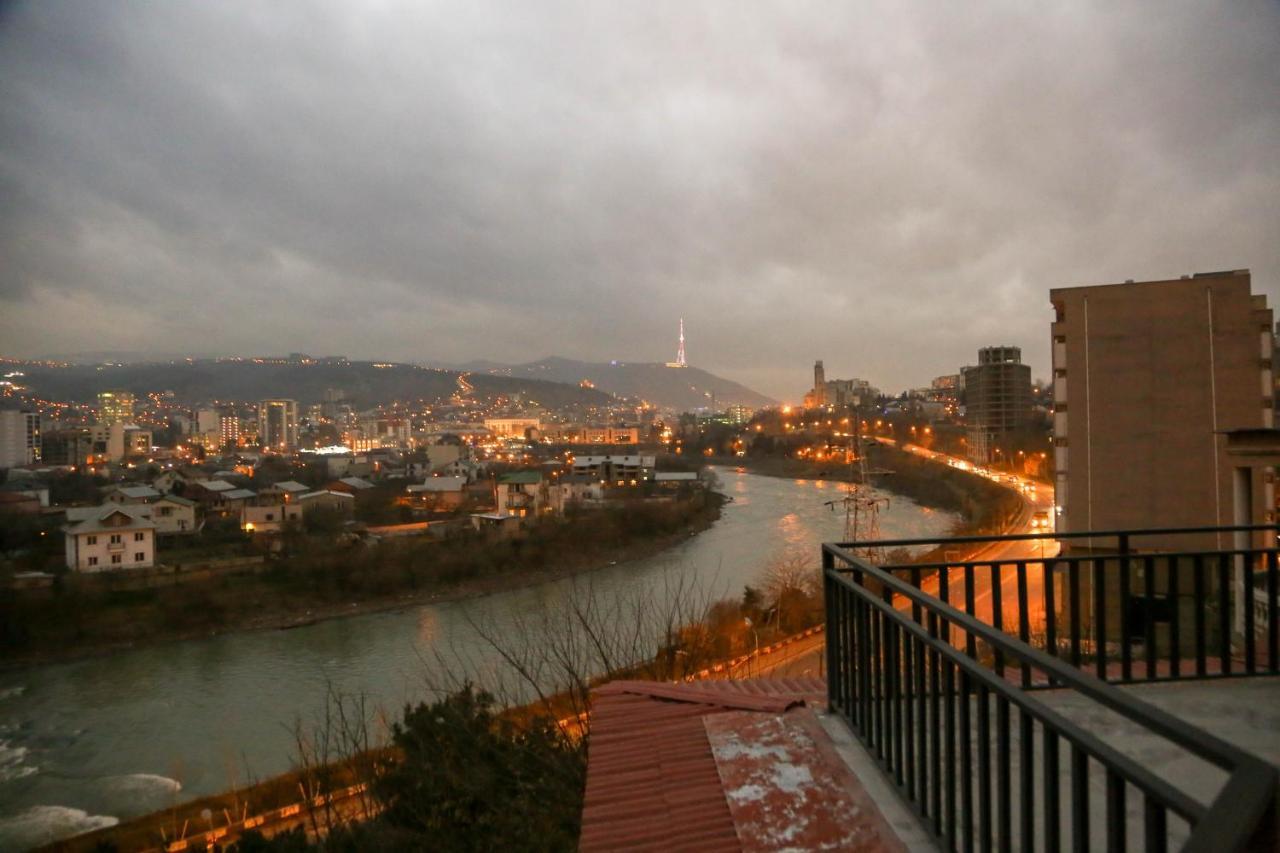 7 Star Bed & Breakfast Tbilisi Eksteriør bilde