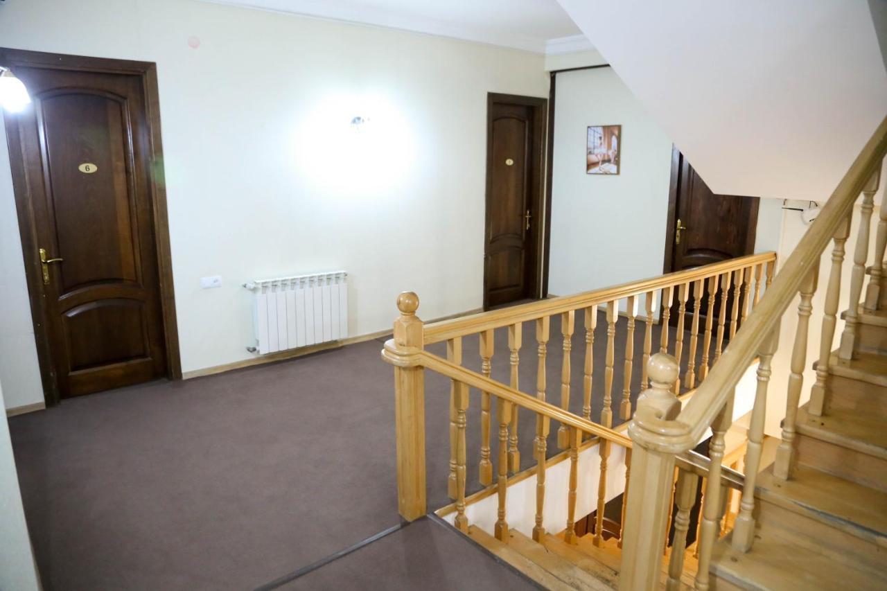 7 Star Bed & Breakfast Tbilisi Eksteriør bilde