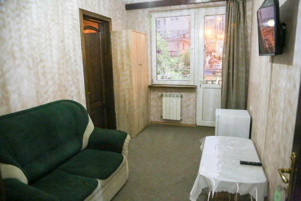 7 Star Bed & Breakfast Tbilisi Eksteriør bilde