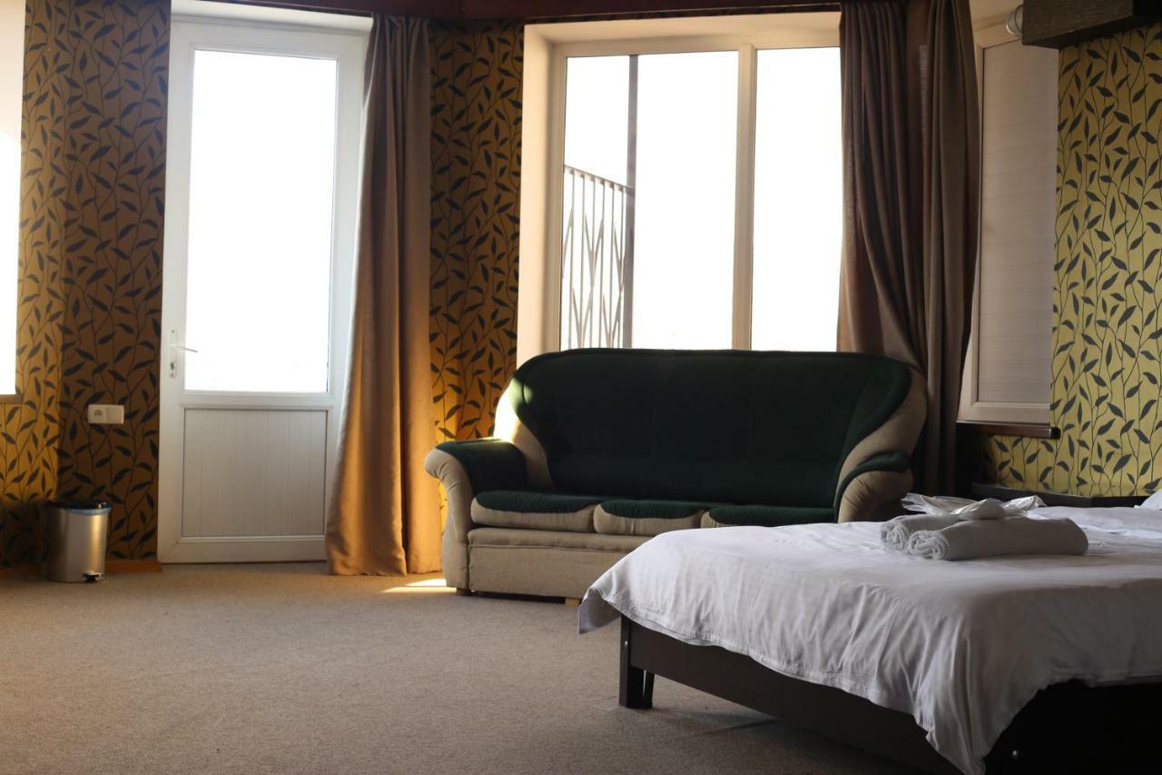 7 Star Bed & Breakfast Tbilisi Eksteriør bilde